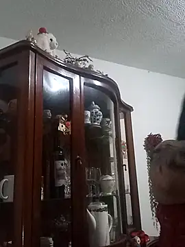 Naomy veracruz  online show from 05-16-26, 10:36