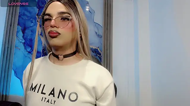 Alessa mullen online show from 11-07-25, 03:11