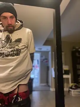 Snapshot of Fuckboy4public chatting on 01-05-25, 03:53 Fuckboy4public online show from 01-05-25, 03:53