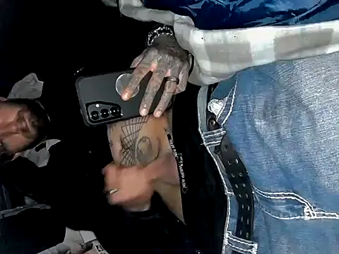 Snapshot of Fuckboy4public chatting on 10-30-25, 10:57 Fuckboy4public online show from 10-30-25, 10:57