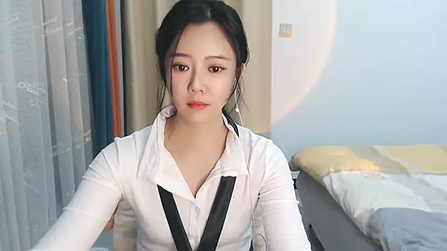 zoe-keke online show from 12-23-24, 01:45