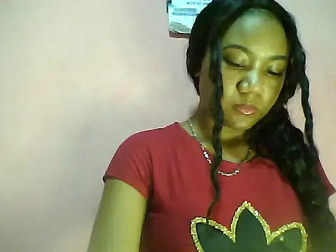 Snapshot of Fariana01 chatting on 01-30-25, 01:44 Fariana01 online show from 01-30-25, 01:44