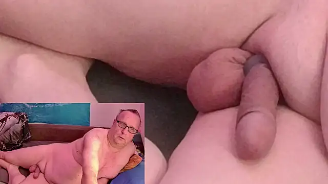 Manfred1012 online show from 10-24-25, 02:43