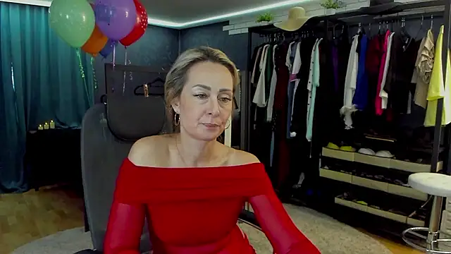 Snapshot of Julia_Cherry_ chatting on 02-12-26, 01:55 Julia Cherry online show from 02-12-26, 01:55