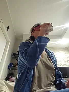 Vagabondainnamorata online show from 11-13-25, 03:32