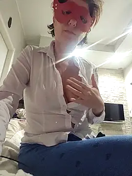 Vagabondainnamorata online show from 03-25-26, 04:45