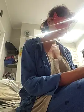 Vagabondainnamorata online show from 10-23-25, 03:27