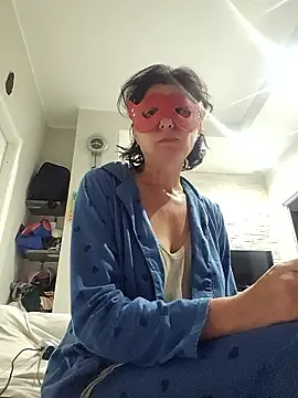 Vagabondainnamorata online show from 10-28-25, 04:24