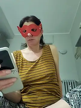 Vagabondainnamorata online show from 02-23-26, 06:41