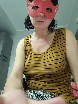 Vagabondainnamorata online show from 11-17-25, 04:55