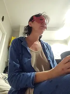 Vagabondainnamorata online show from 11-27-25, 03:29