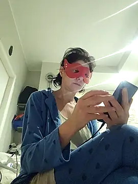 Vagabondainnamorata online show from 11-01-25, 04:52