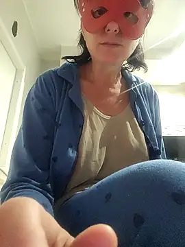 Vagabondainnamorata online show from 11-20-25, 03:51