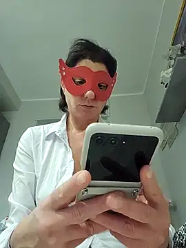 Vagabondainnamorata online show from 02-19-26, 06:27