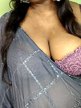 Snapshot of TANIYA-98 chatting on 04-22-26, 02:51 TANIYA-98 online show from 04-22-26, 02:51