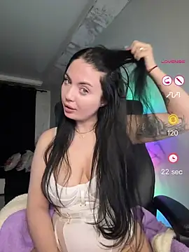 Snapshot of BellaaNoir chatting on 04-29-26, 07:53 BellaaNoir online show from 04-29-26, 07:53