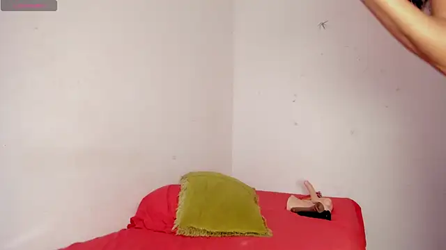 Zoey Donovan online show from 04-16-26, 09:39