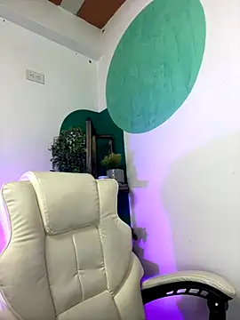 LollaByer online show from 11-21-25, 09:03