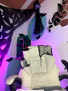 LollaByer online show from 10-31-25, 09:11