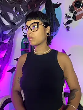 LollaByer online show from 10-26-25, 09:04