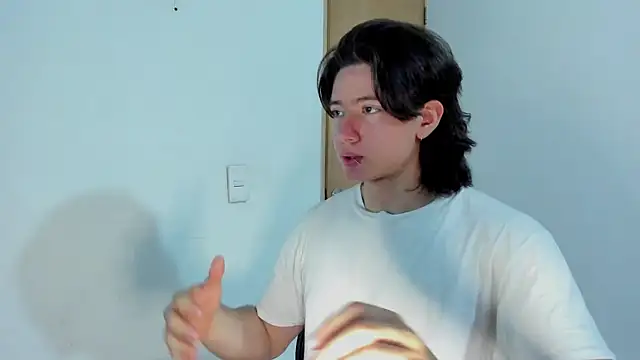 AngelBennet  online show from 11-24-25, 11:27