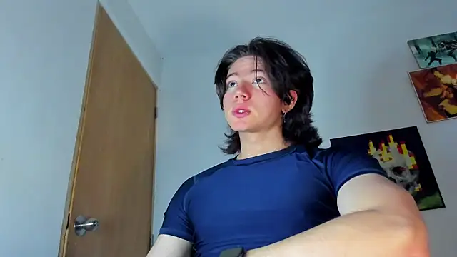 AngelBennet  online show from 10-23-25, 10:52