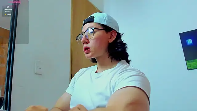 AngelBennet  online show from 01-18-26, 10:13