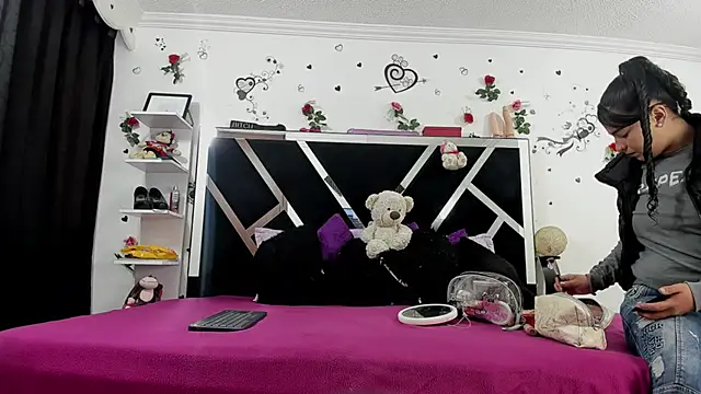 thedream girls online show from 10-29-25, 12:15