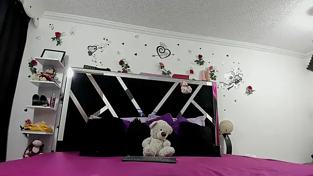 thedream girls online show from 10-28-25, 12:15