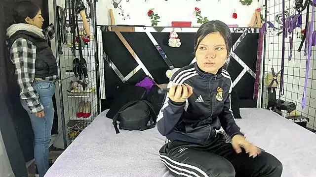 thedream girls online show from 12-04-25, 12:15