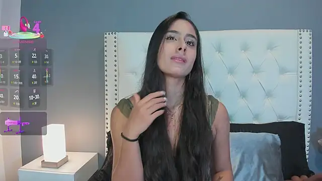 Snapshot of Julia_Martinez_ chatting on 09-12-25, 11:32 Julia Martinez online show from 09-12-25, 11:32
