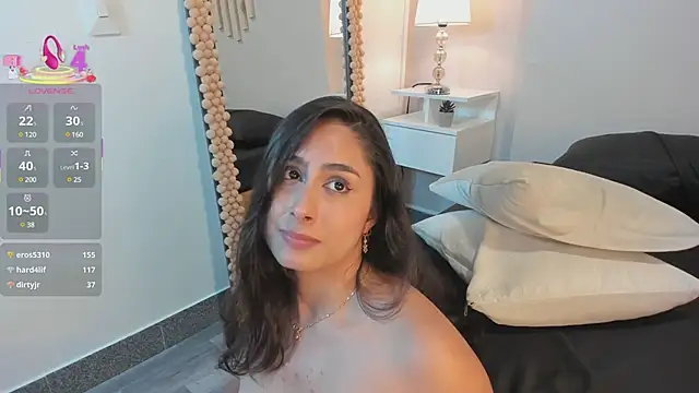 Snapshot of Julia_Martinez_ chatting on 03-15-25, 05:37 Julia Martinez online show from 03-15-25, 05:37