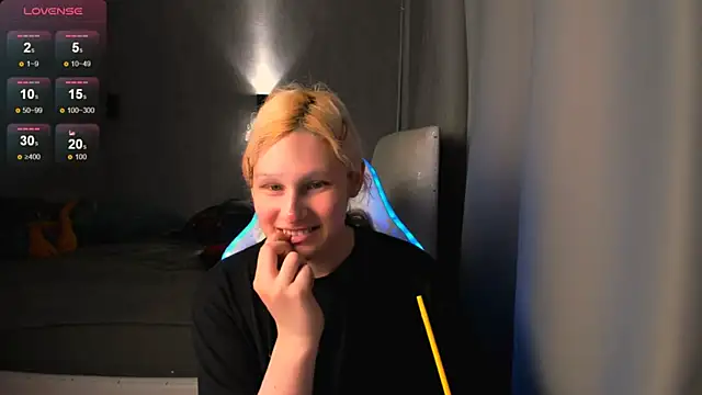 Kleo Godde online show from 10-25-25, 09:48