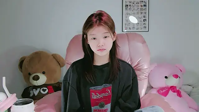yangyang-1115 online show from 04-30-26, 04:08