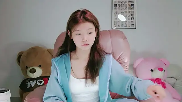 yangyang-1115 online show from 04-29-26, 04:38