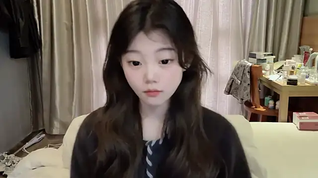 yangyang-1115 online show from 03-02-25, 08:38