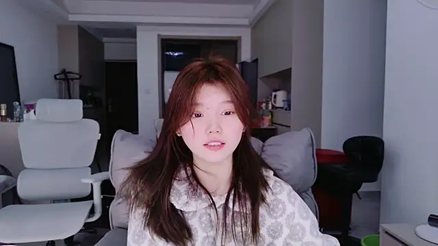 yangyang-1115 online show from 01-15-26, 05:44