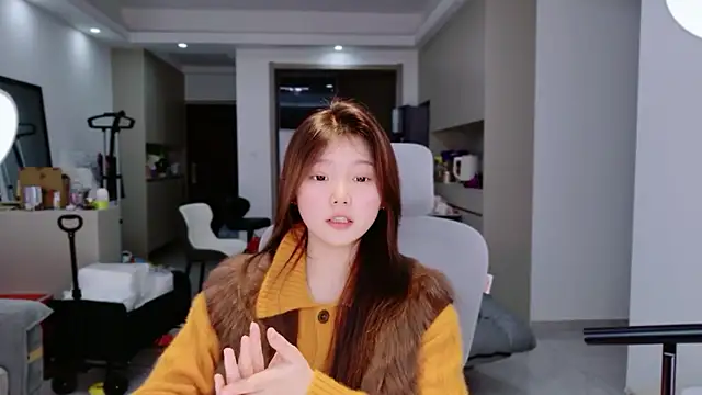 yangyang-1115 online show from 12-20-25, 05:43