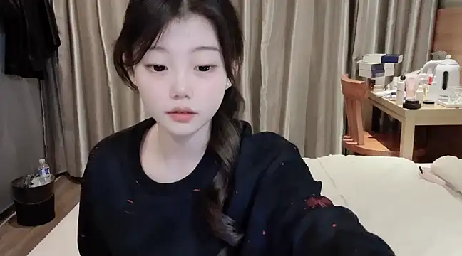 yangyang-1115 online show from 02-26-25, 08:17
