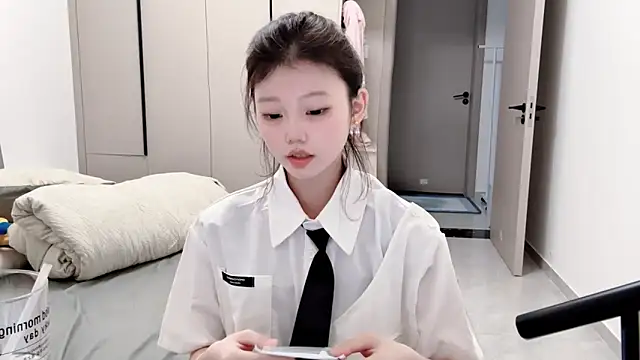 yangyang-1115 online show from 10-03-25, 03:46