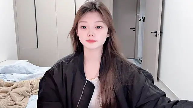 yangyang-1115 online show from 10-24-25, 04:44