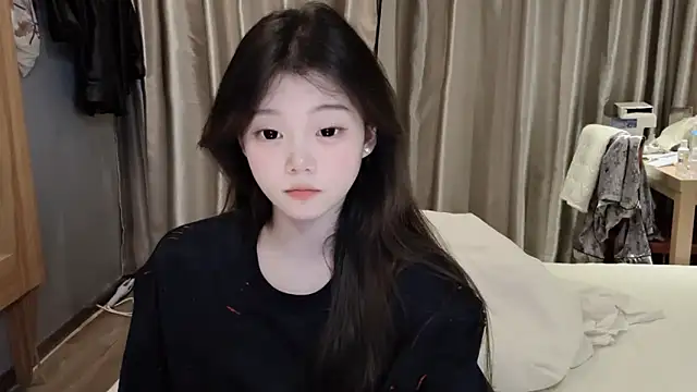yangyang-1115 online show from 03-08-25, 12:41