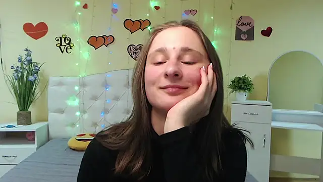 MichelLeee online show from 02-21-25, 03:10