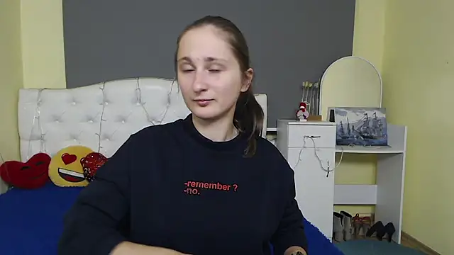 MichelLeee online show from 12-03-25, 12:15