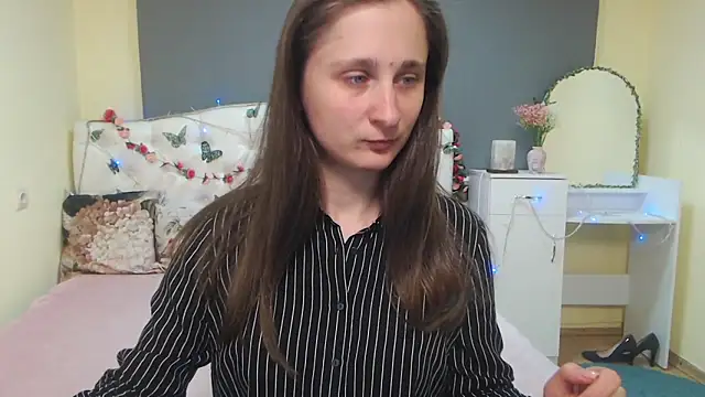 MichelLeee online show from 04-14-26, 11:15