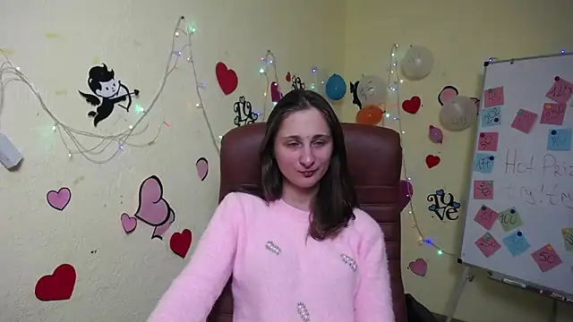 MichelLeee online show from 02-10-25, 12:08