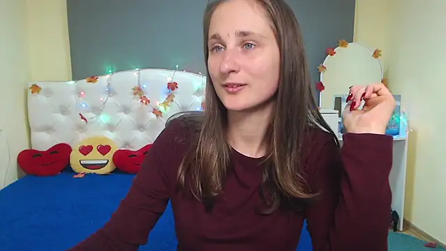 MichelLeee online show from 11-17-25, 12:09