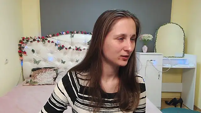 MichelLeee online show from 03-26-26, 12:25