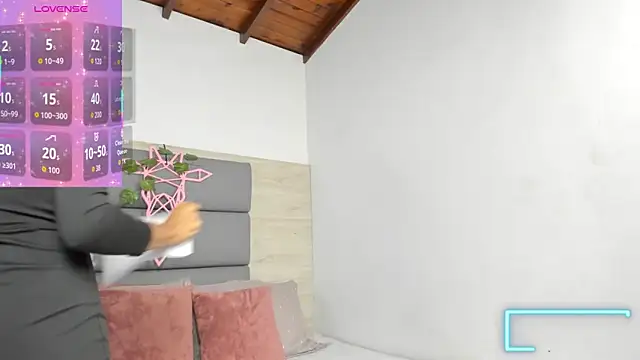 AshleyHill2 online show from 11-12-25, 03:54