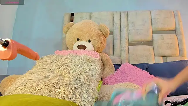 AshleyHill2 online show from 09-19-25, 03:21